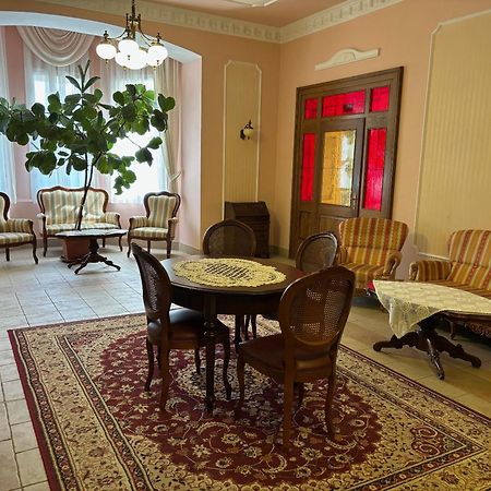 Festetich Kastelyszallo Es Zsuzsanna Hotel Szeleste Exteriér fotografie