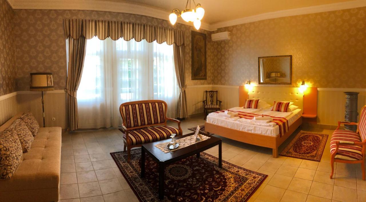 Festetich Kastelyszallo Es Zsuzsanna Hotel Szeleste Exteriér fotografie