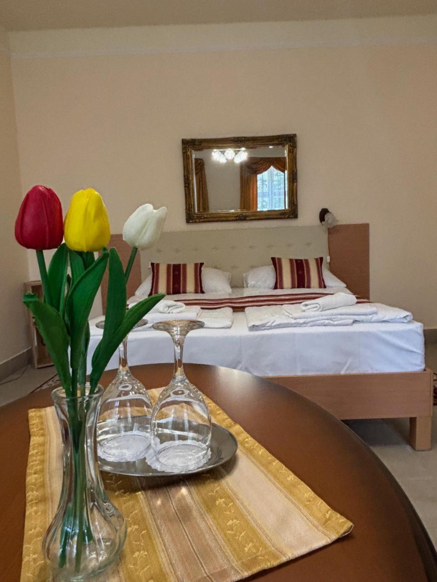 Festetich Kastelyszallo Es Zsuzsanna Hotel Szeleste Exteriér fotografie