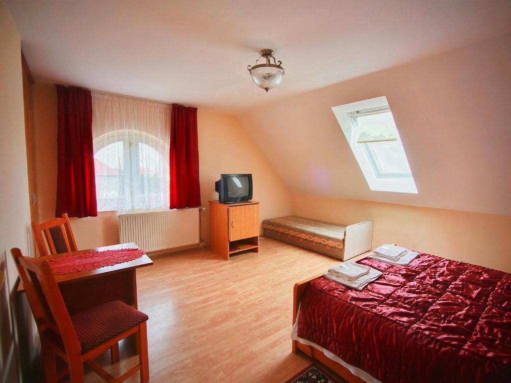Festetich Kastelyszallo Es Zsuzsanna Hotel Szeleste Pokoj fotografie