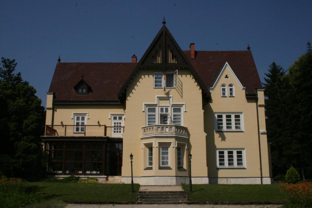 Festetich Kastelyszallo Es Zsuzsanna Hotel Szeleste Exteriér fotografie